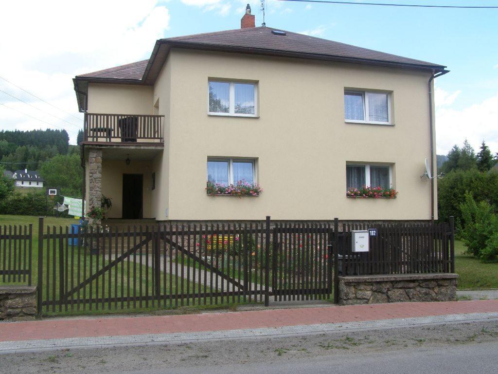 Apartment Vysocina Svratka Habitación foto